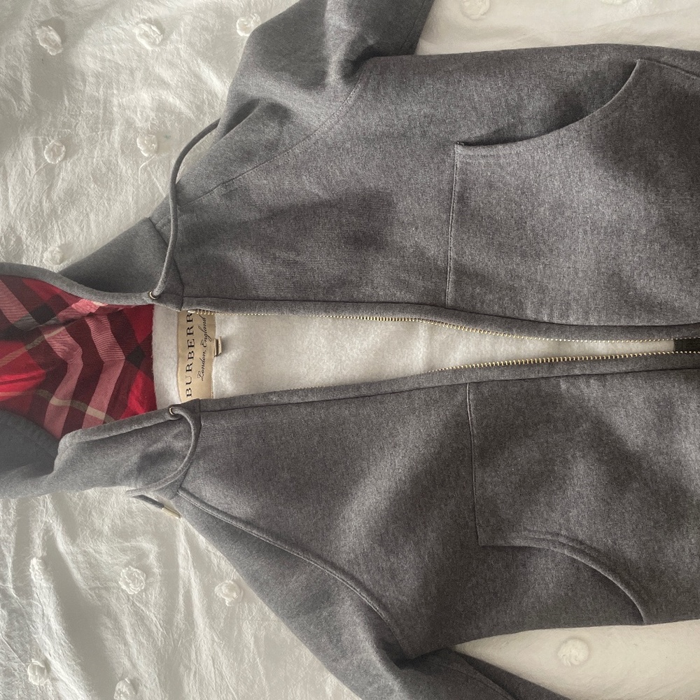 Burberry sweatshirt XS
